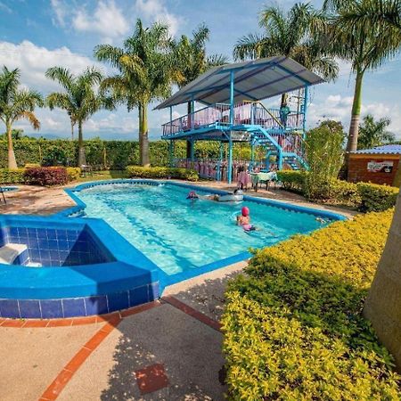 Hotel Campestre La Cecilia Монтенегро Экстерьер фото