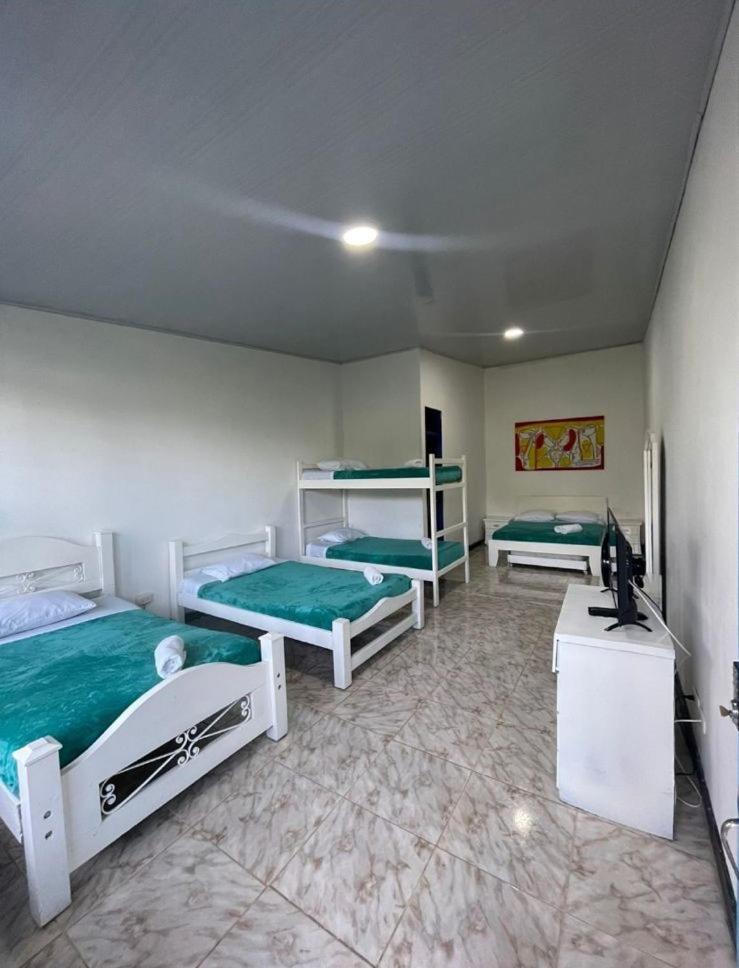 Hotel Campestre La Cecilia Монтенегро Экстерьер фото